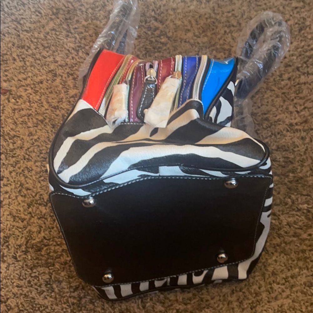 Zebra Multi-Colored Purse - Picture 3 of 4